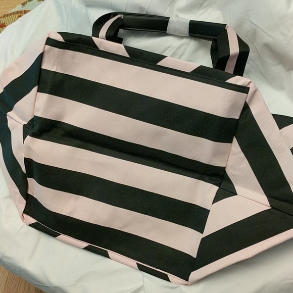 Victoria's Secret tote - Picture 5 of 8